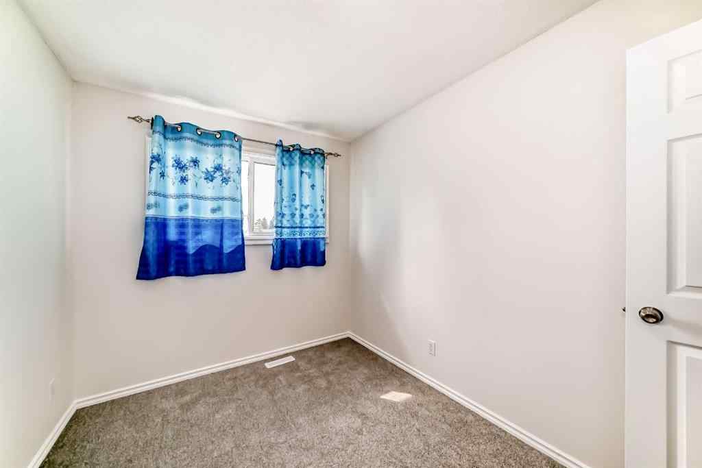 MLS® A2253107 - 176 Pinecliff Way NE in Pineridge Calgary, Residential