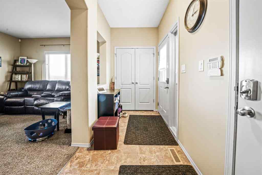 MLS® A2253108 - 5610 Prairie Ridge Avenue  in Panorama Estates Blackfalds, Residential