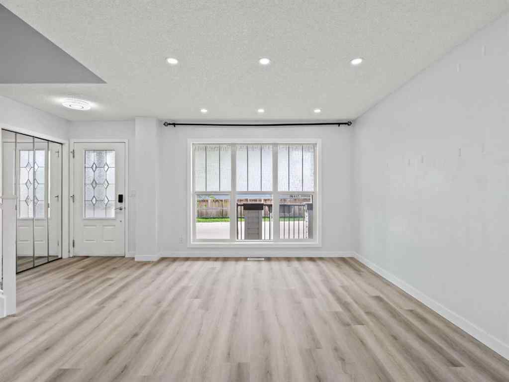 MLS® A2253111 - 1322 New Brighton Park SE in New Brighton Calgary, Residential