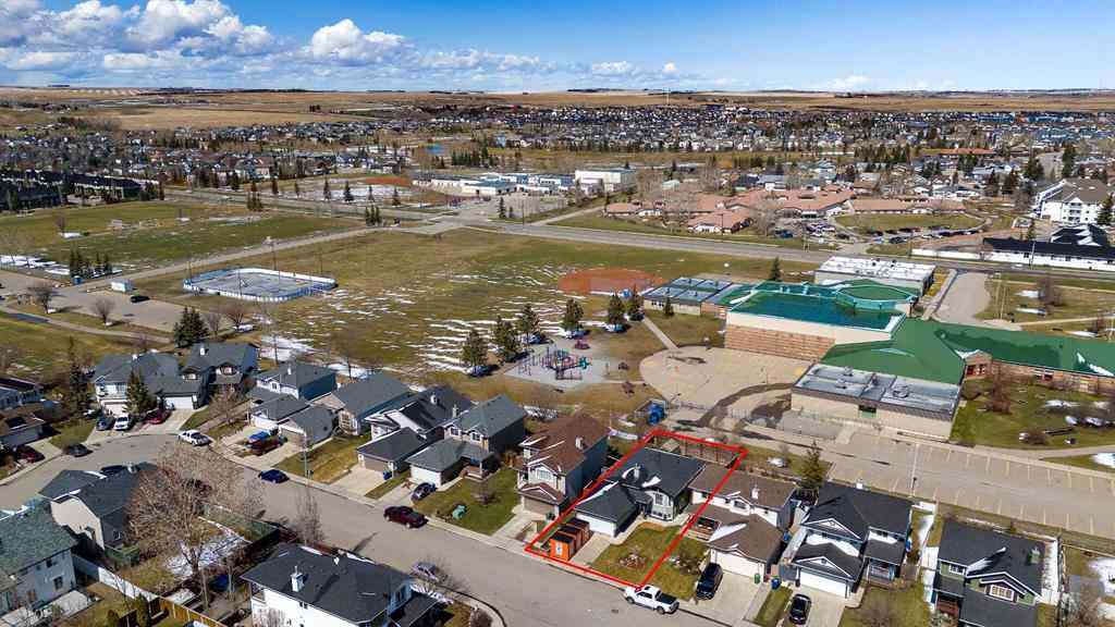 MLS® A2253114 - 8 Canoe Circle SW in Canals Airdrie, Residential