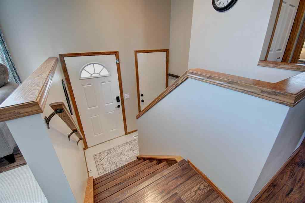MLS® A2253114 - 8 Canoe Circle SW in Canals Airdrie, Residential