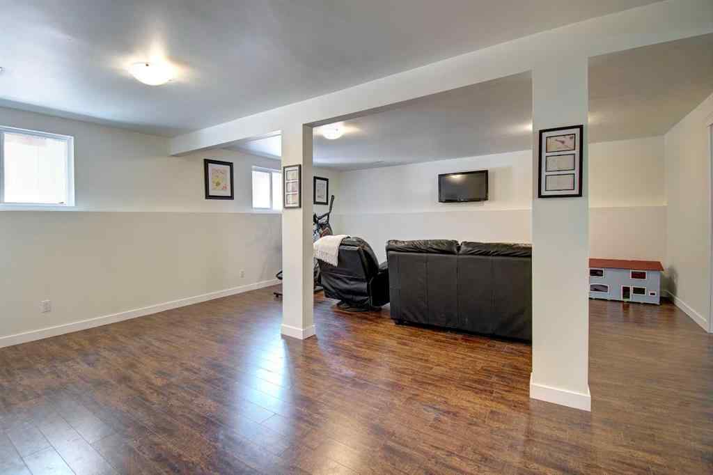MLS® A2253114 - 8 Canoe Circle SW in Canals Airdrie, Residential