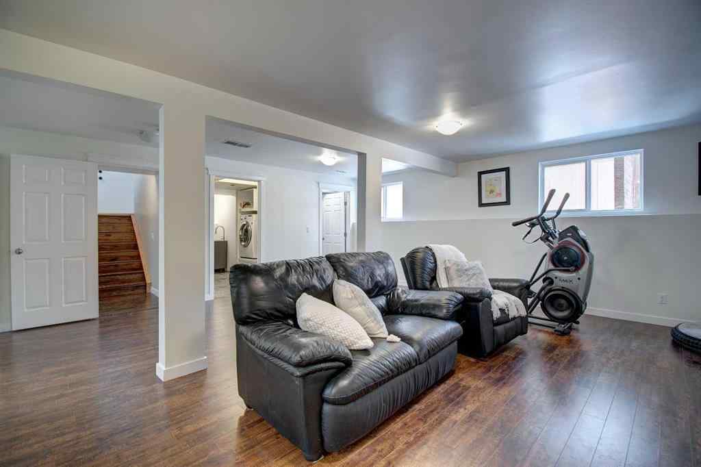 MLS® A2253114 - 8 Canoe Circle SW in Canals Airdrie, Residential