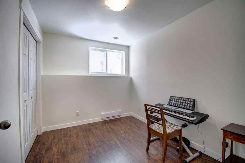 MLS® A2253114 - 8 Canoe Circle SW in Canals Airdrie, Residential