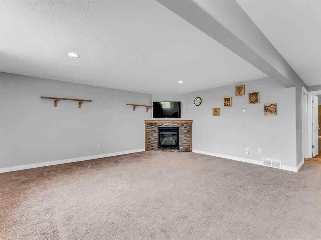 MLS® A2253117 - 1010 Memorial Drive SE in NONE Redcliff, Residential