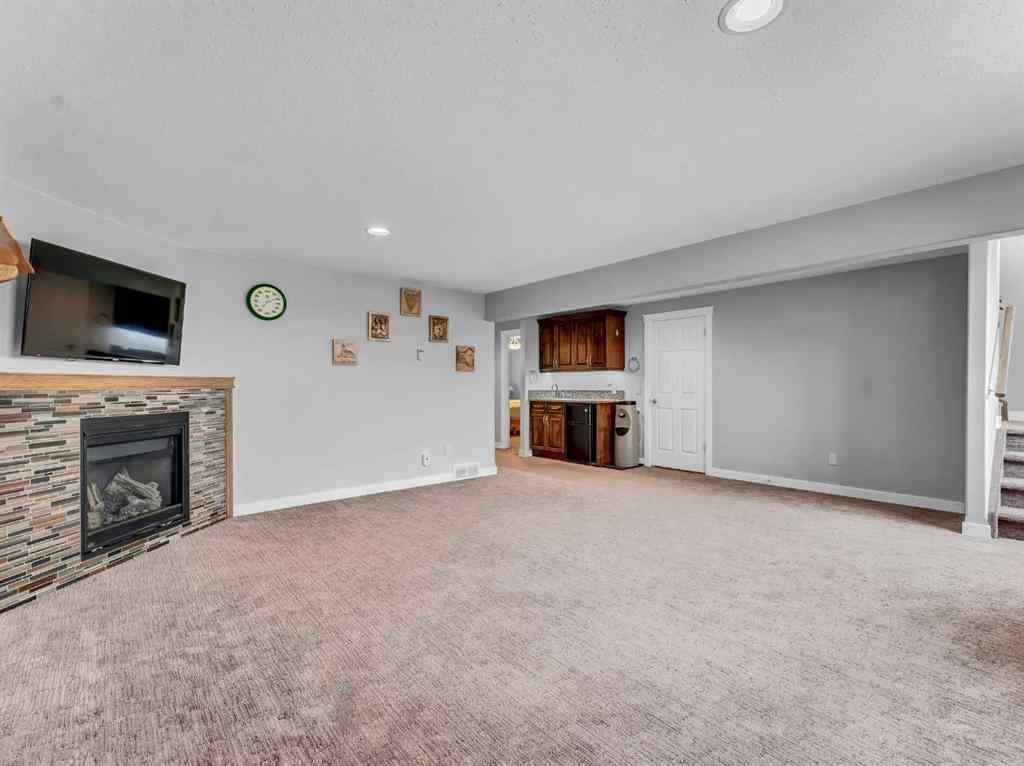 MLS® A2253117 - 1010 Memorial Drive SE in NONE Redcliff, Residential
