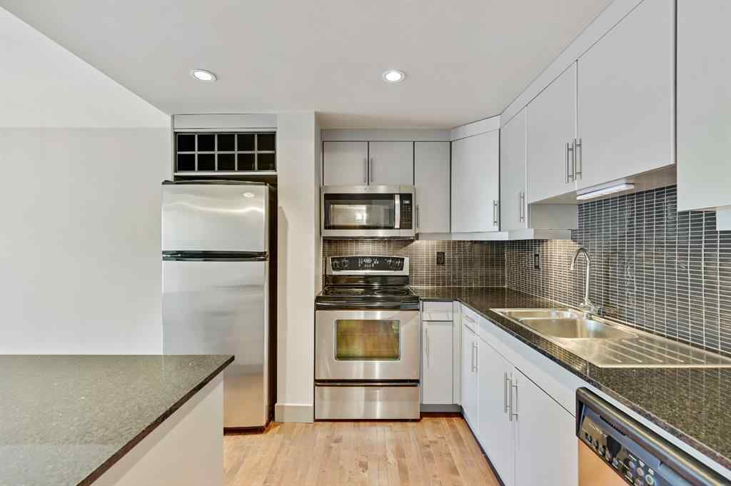 MLS® A2253119 - Unit #405 410 1 Avenue NE in Crescent Heights Calgary, Residential