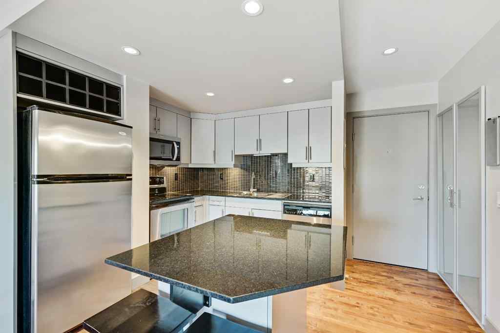 MLS® A2253119 - Unit #405 410 1 Avenue NE in Crescent Heights Calgary, Residential