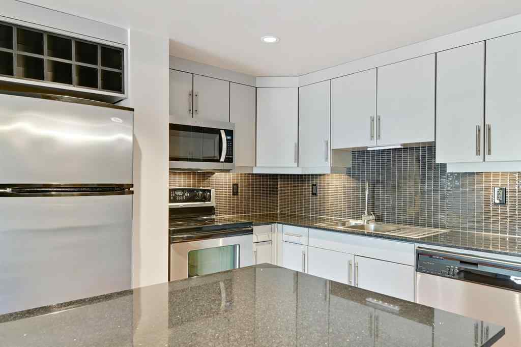 MLS® A2253119 - Unit #405 410 1 Avenue NE in Crescent Heights Calgary, Residential