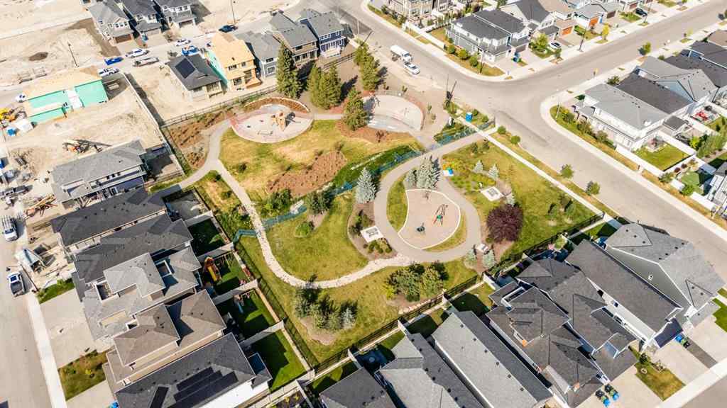 MLS® A2253136 - 10 West Grove Common SW in West Springs Calgary, Residential