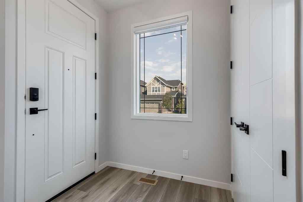 MLS® A2253136 - 10 West Grove Common SW in West Springs Calgary, Residential