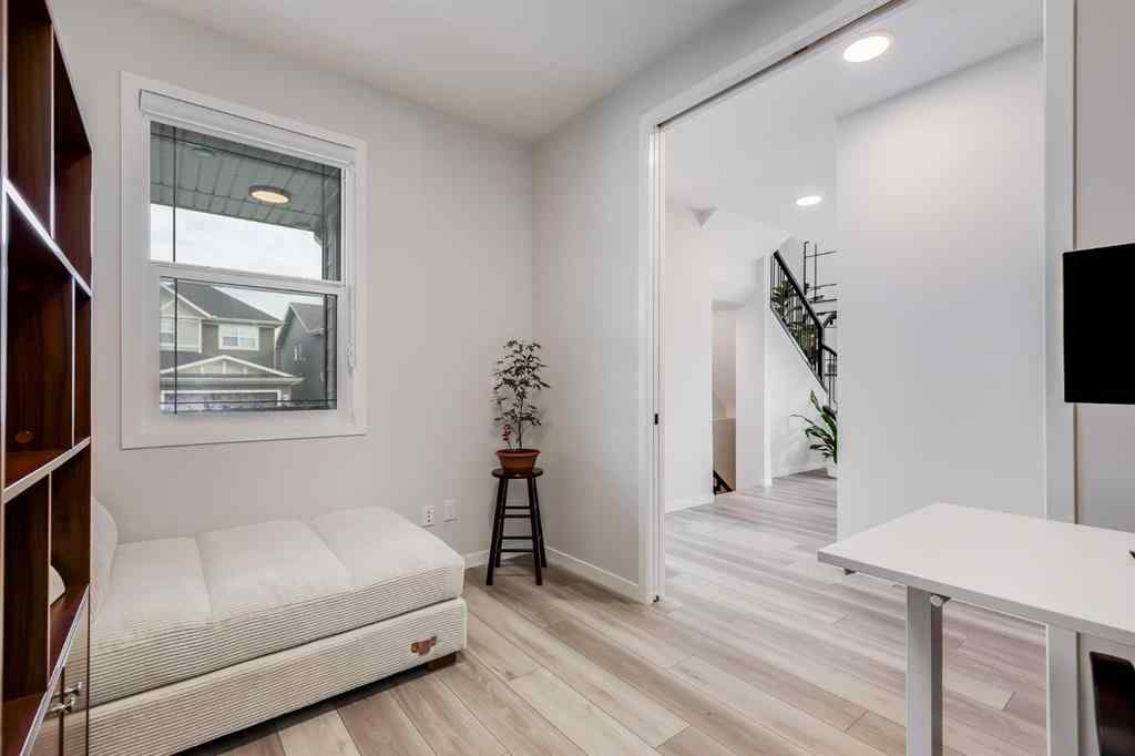 MLS® A2253136 - 10 West Grove Common SW in West Springs Calgary, Residential