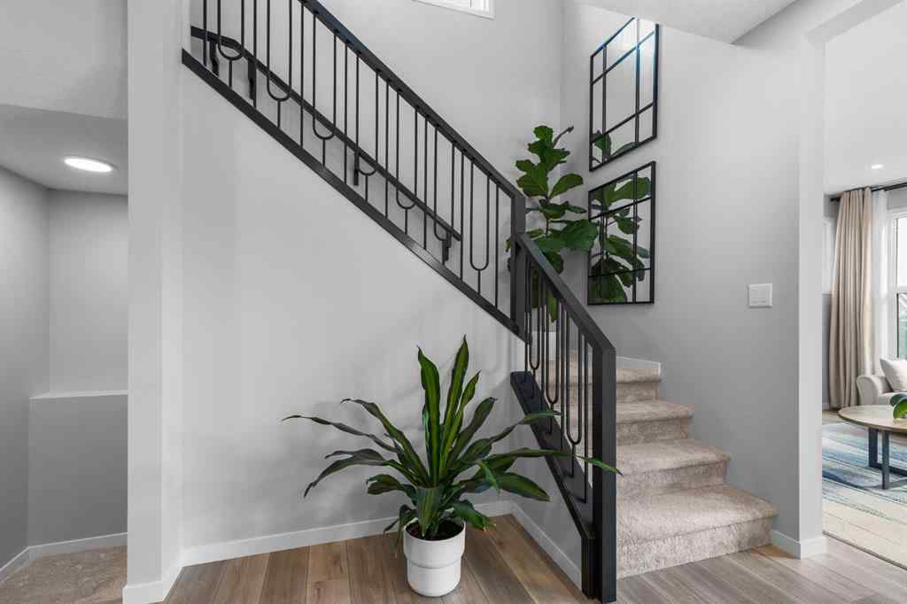 MLS® A2253136 - 10 West Grove Common SW in West Springs Calgary, Residential