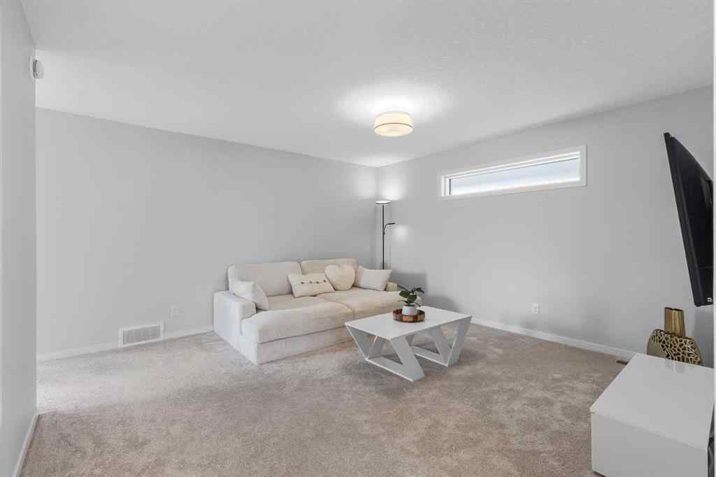 MLS® A2253136 - 10 West Grove Common SW in West Springs Calgary, Residential