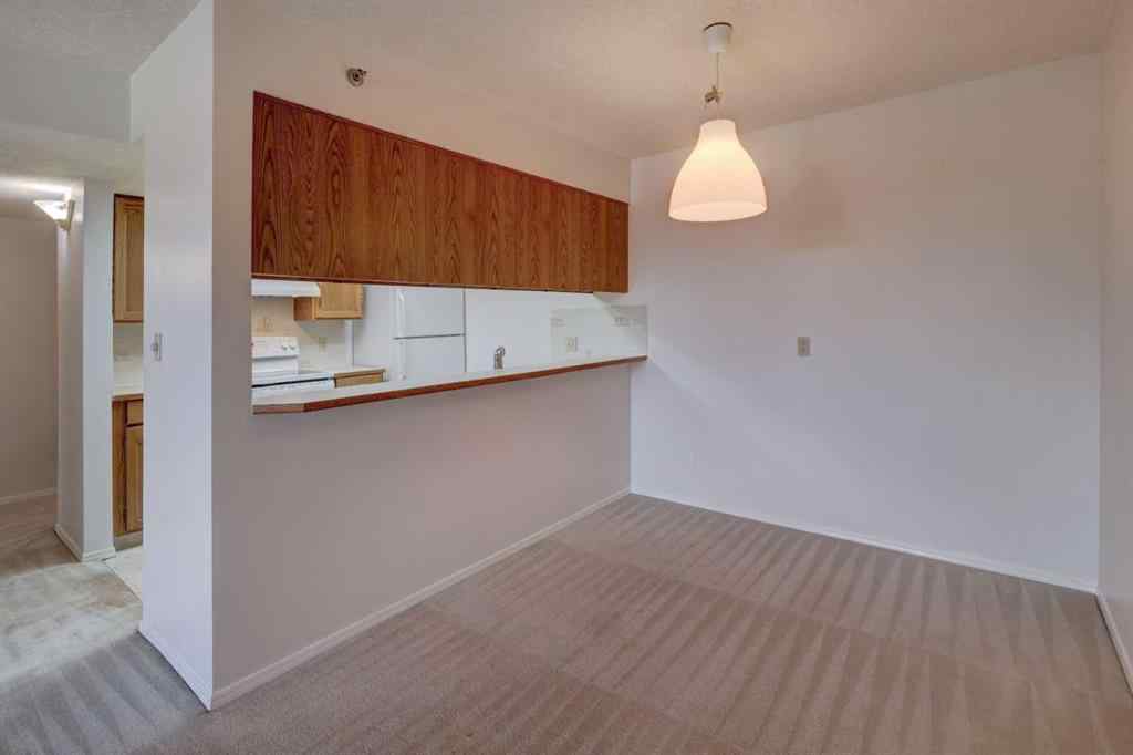 MLS® A2253142 - Unit #403 2011 University Drive NW in University Heights Calgary, Residential