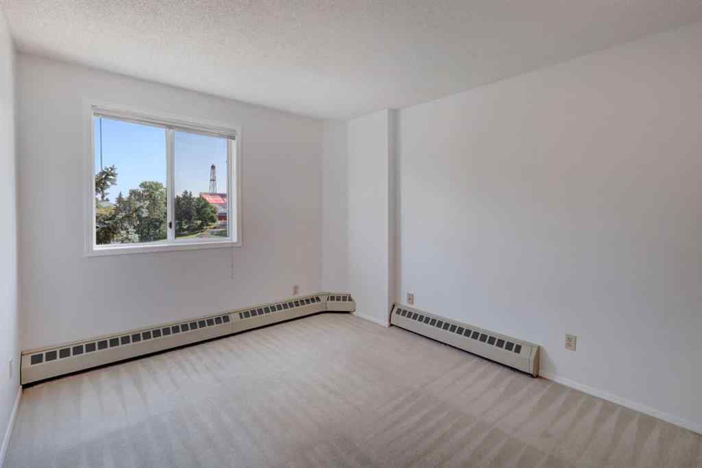 MLS® A2253142 - Unit #403 2011 University Drive NW in University Heights Calgary, Residential