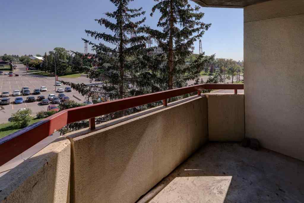 MLS® A2253142 - Unit #403 2011 University Drive NW in University Heights Calgary, Residential