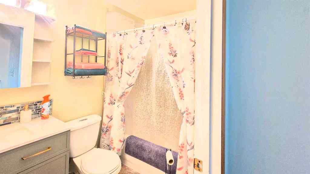 MLS® A2253143 - 2006 25 Avenue  in NONE Bowden, Residential