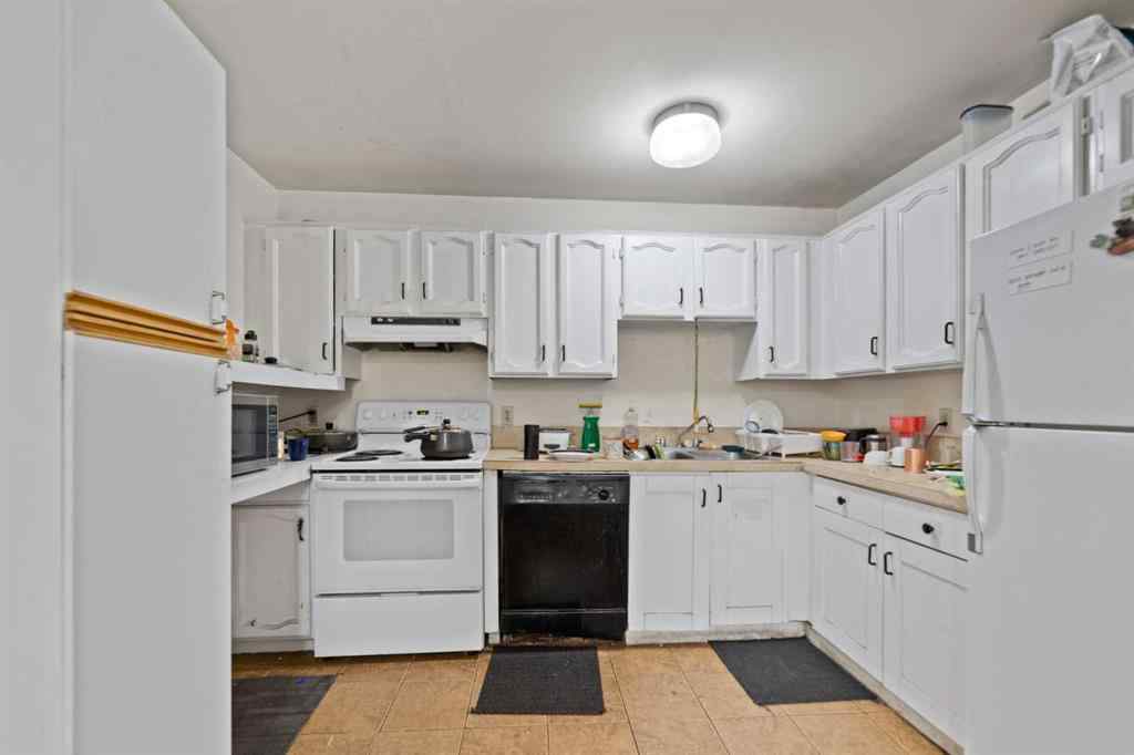 MLS® A2253149 - 110 39 Street SE in Forest Heights Calgary, Residential