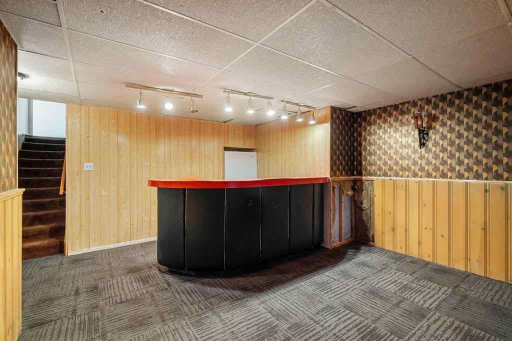 MLS® A2253153 - 427 Willow Grove Crescent SE in Willow Park Calgary, Residential