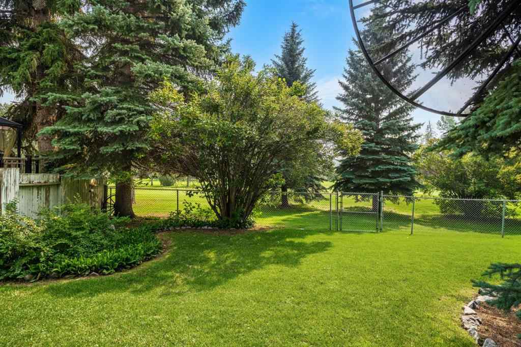 MLS® A2253153 - 427 Willow Grove Crescent SE in Willow Park Calgary, Residential