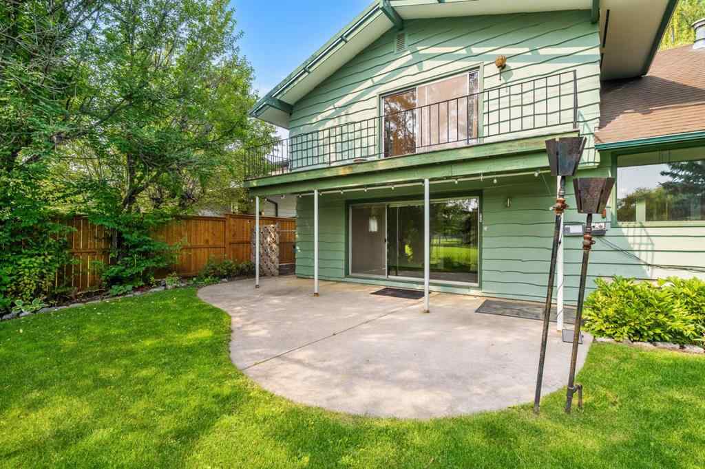 MLS® A2253153 - 427 Willow Grove Crescent SE in Willow Park Calgary, Residential