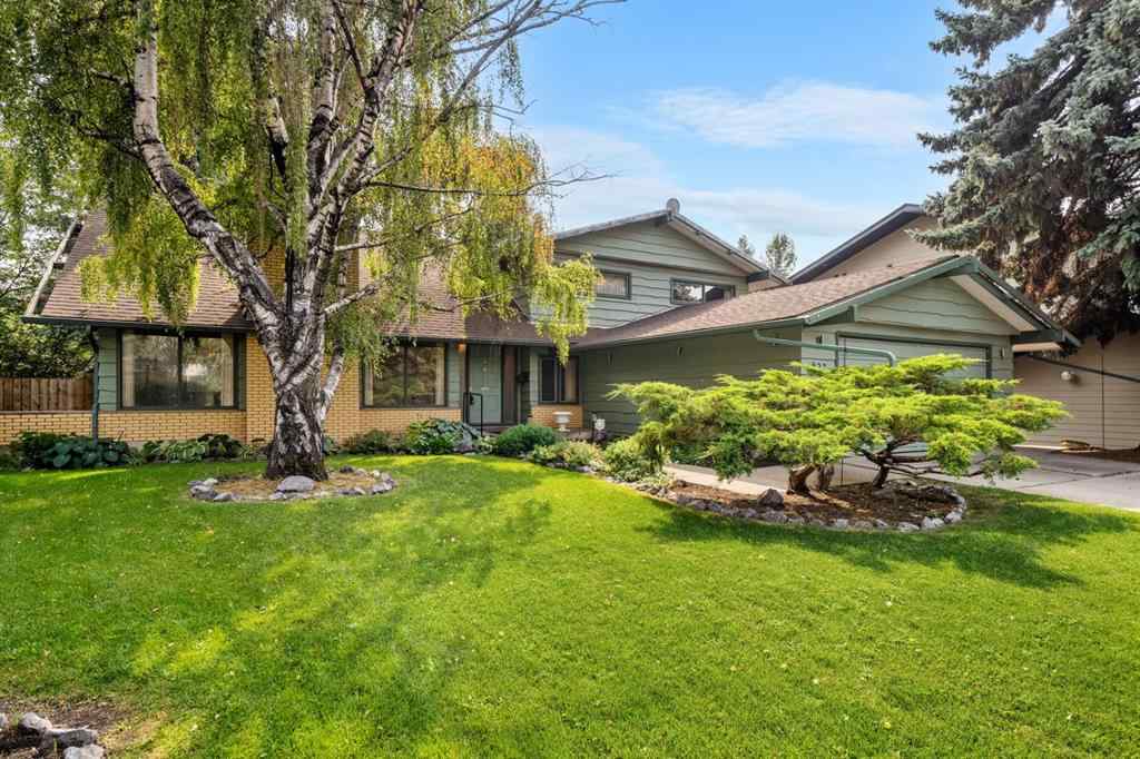 MLS® A2253153 - 427 Willow Grove Crescent SE in Willow Park Calgary, Residential