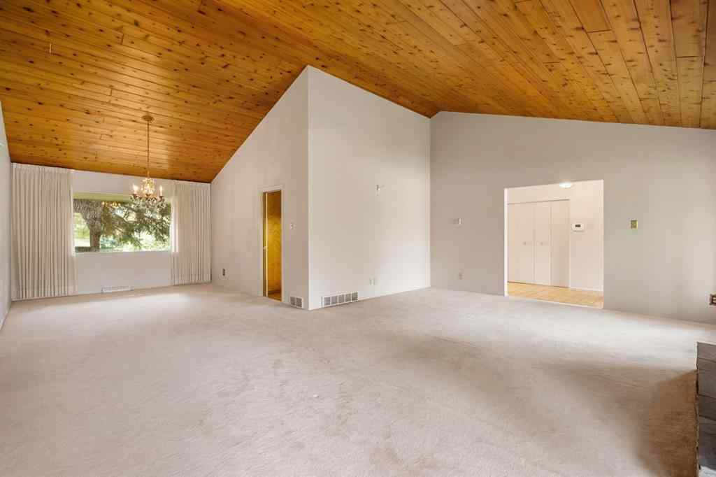 MLS® A2253153 - 427 Willow Grove Crescent SE in Willow Park Calgary, Residential