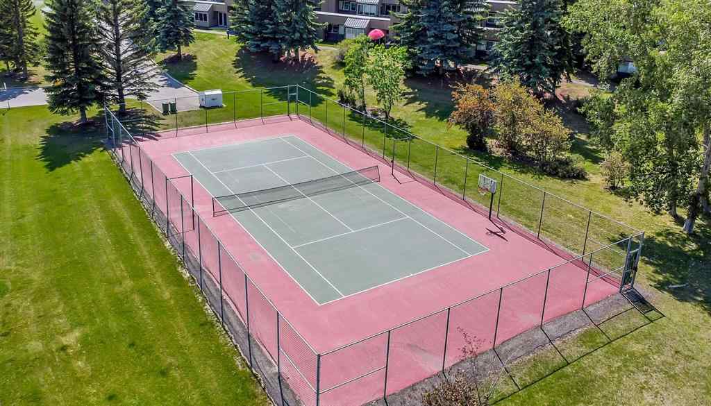 MLS® A2253157 - Unit #8 218 Village Terrace SW in Patterson Calgary, Residential