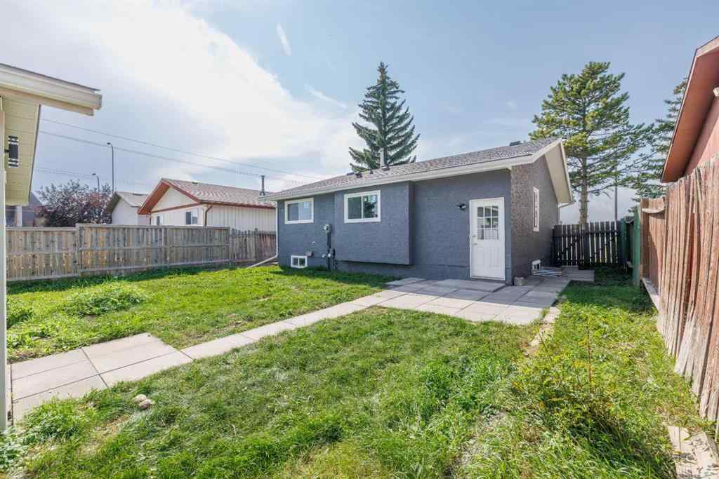 MLS® A2253161 - 152 Falconridge Crescent NE in Falconridge Calgary, Residential