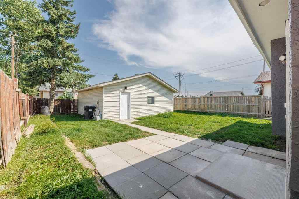MLS® A2253161 - 152 Falconridge Crescent NE in Falconridge Calgary, Residential