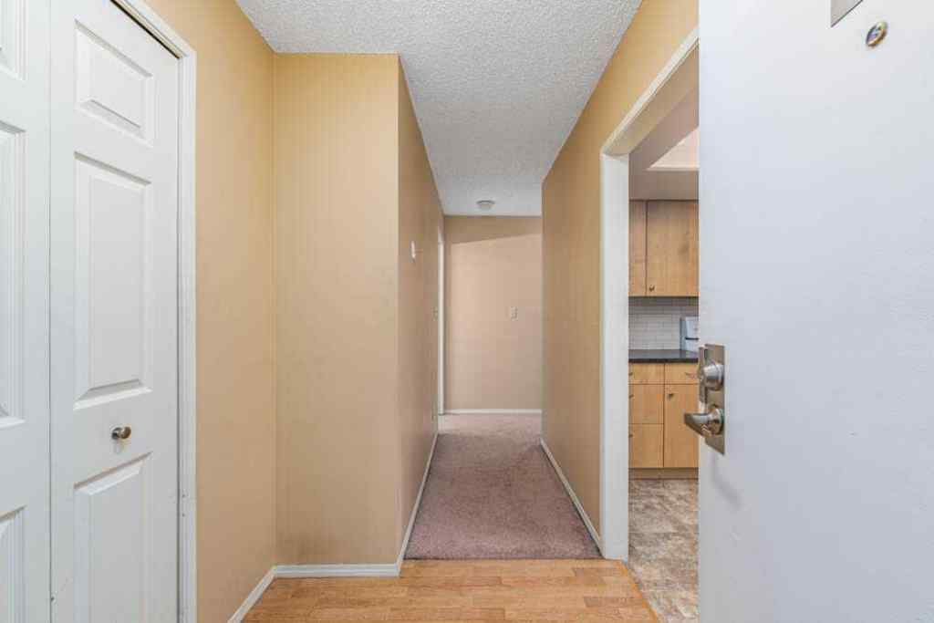 MLS® A2253171 - Unit #316 3730 50 Street NW in Varsity Calgary, Residential