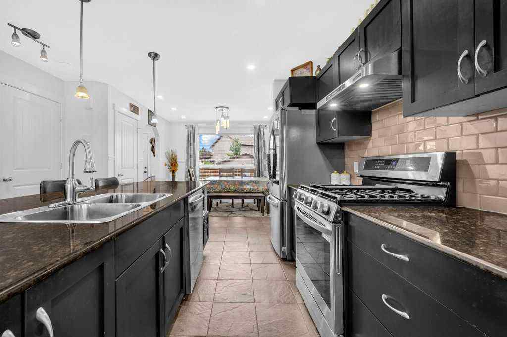 MLS® A2253177 - 2088 Luxstone Boulevard SW in Luxstone Airdrie, Residential