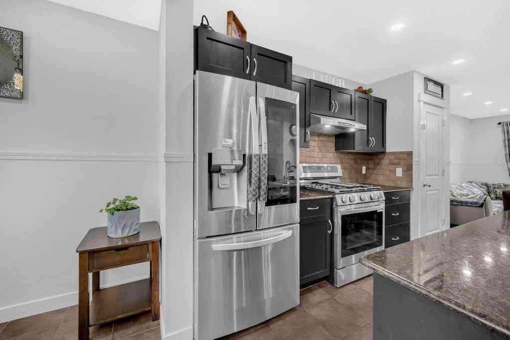 MLS® A2253177 - 2088 Luxstone Boulevard SW in Luxstone Airdrie, Residential