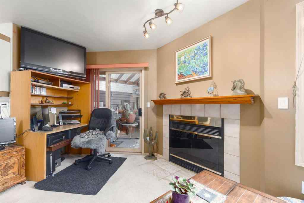 MLS® A2253184 - 2219 Westmount Road NW in West Hillhurst Calgary, Residential