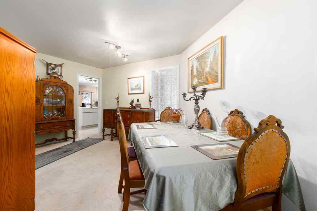 MLS® A2253184 - 2219 Westmount Road NW in West Hillhurst Calgary, Residential
