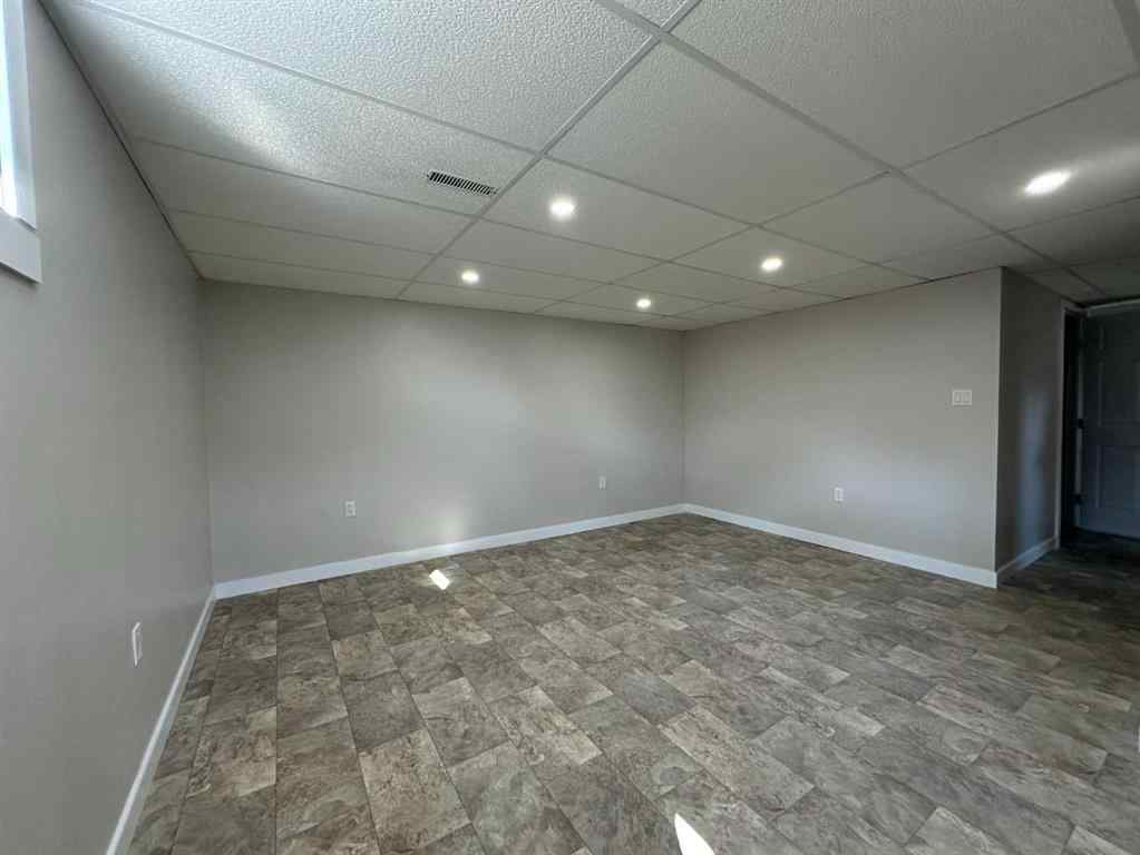 MLS® A2253191 - 5401 58 Street  in Central Ponoka Ponoka, Residential
