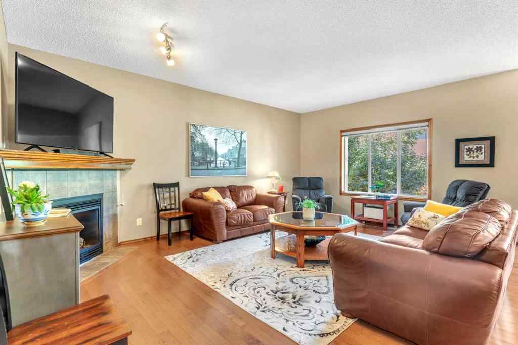 MLS® A2253193 - 62 Brightondale Park SE in New Brighton Calgary, Residential