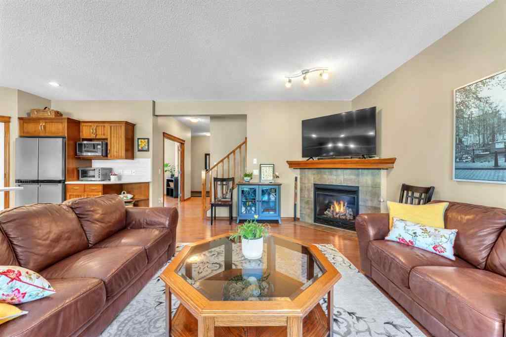 MLS® A2253193 - 62 Brightondale Park SE in New Brighton Calgary, Residential