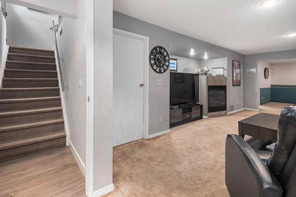 MLS® A2253198 - 156 Rundlehill Drive NE in Rundle Calgary, Residential