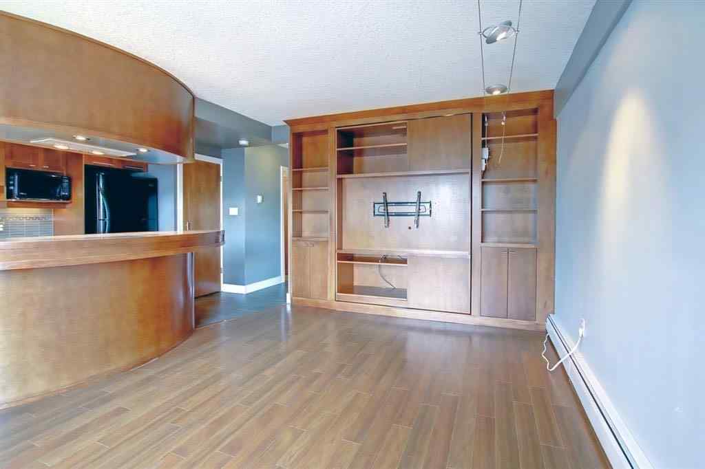 MLS® A2253202 - Unit #401 1730 7 Street SW in Lower Mount Royal Calgary, Residential