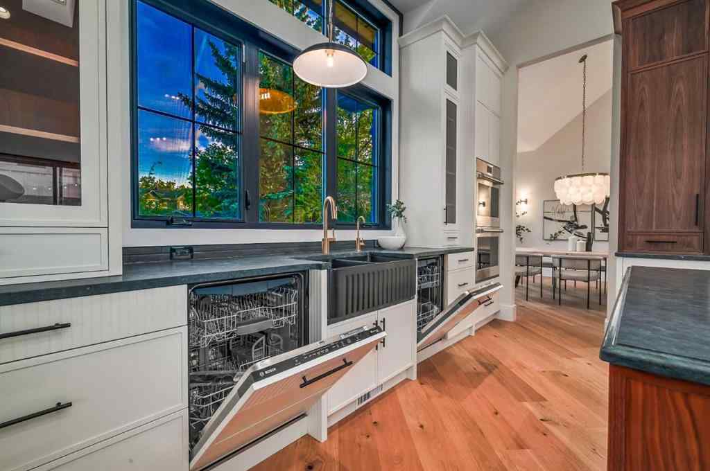 MLS® A2253209 - 1608 49 Avenue SW in Altadore Calgary, Residential