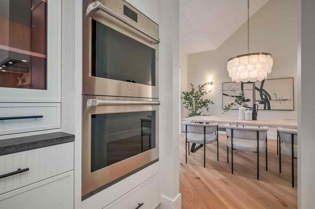 MLS® A2253209 - 1608 49 Avenue SW in Altadore Calgary, Residential