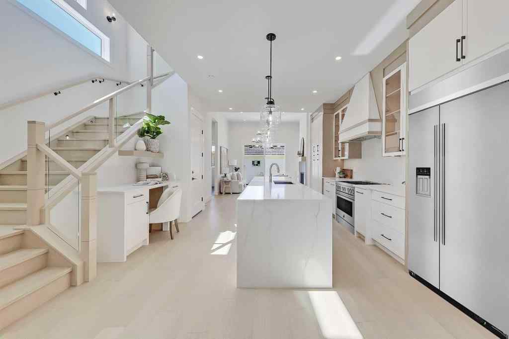 MLS® A2253214 - 737 36 Street NW in Parkdale Calgary, Residential