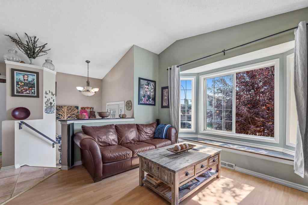 MLS® A2253222 - 113 Martin Crossing Way NE in Martindale Calgary, Residential