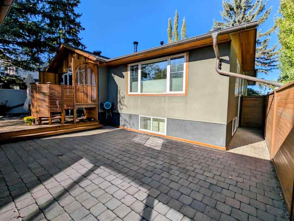 MLS® A2253223 - 633 23 Avenue NE in Winston Heights/Mountview Calgary, Residential