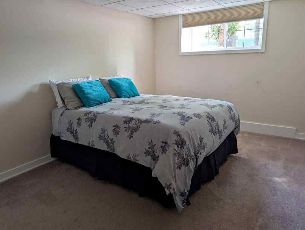 MLS® A2253223 - 633 23 Avenue NE in Winston Heights/Mountview Calgary, Residential