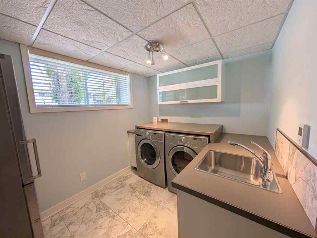 MLS® A2253223 - 633 23 Avenue NE in Winston Heights/Mountview Calgary, Residential