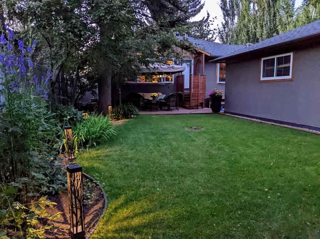 MLS® A2253223 - 633 23 Avenue NE in Winston Heights/Mountview Calgary, Residential