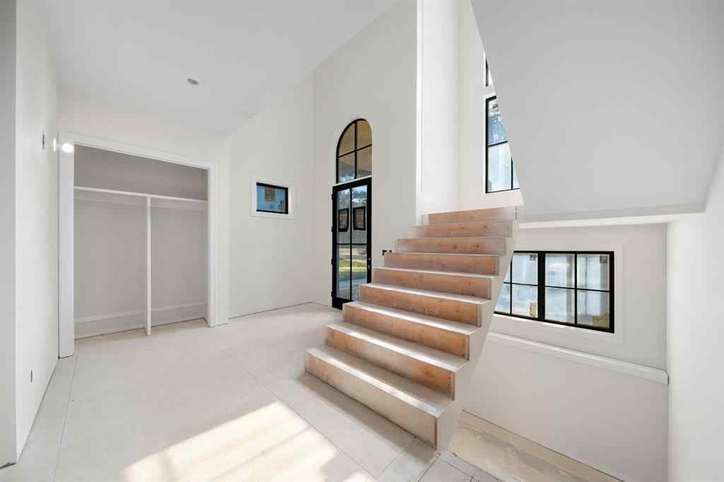 MLS® A2253224 - 518 33 Avenue SW in Rideau Park Calgary, Residential